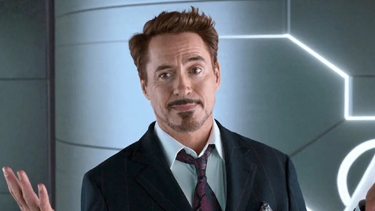 Robert Downey Jr ricoperto da pelo Cinematographe.it