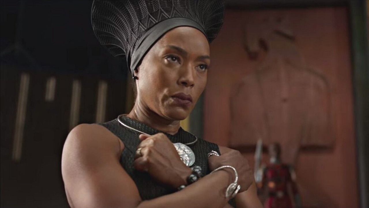 Angela Bassett fa la storia della Marvel vincendo il primo Golden Globe