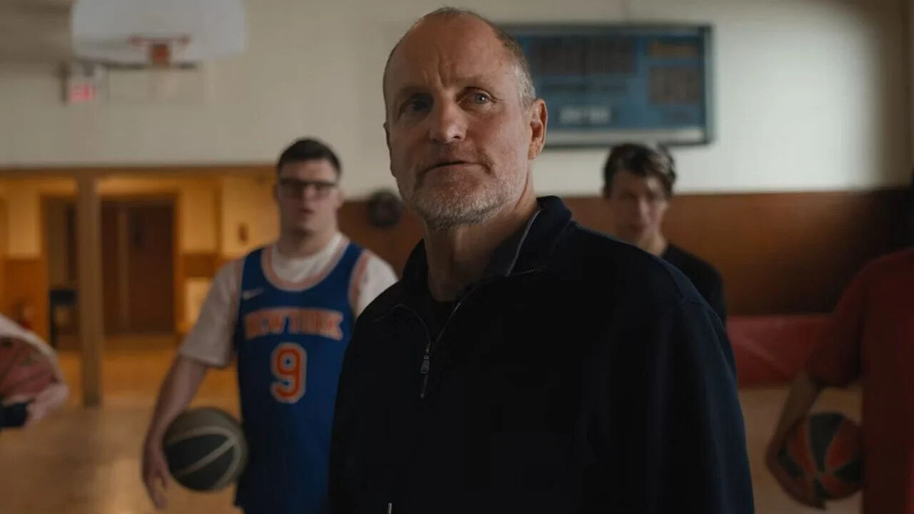 Campioni: trailer e data d’uscita del film con Woody Harrelson