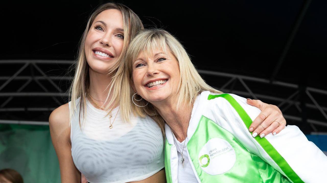 La figlia di Olivia Newton-John Chloe Lattanzi rivela le ultime parole della madre e il loro indimenticabile significato d’amore