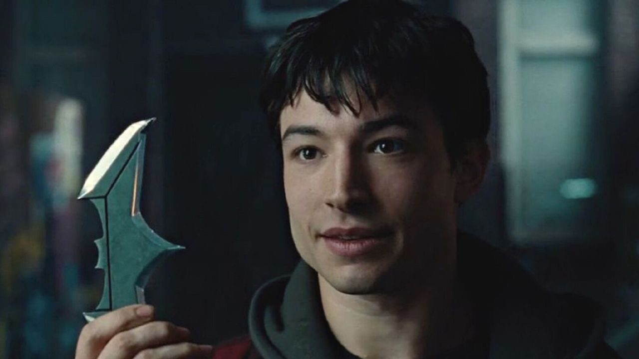 The Flash, fan DC minacciano di boicottare il film a causa di Ezra Miller