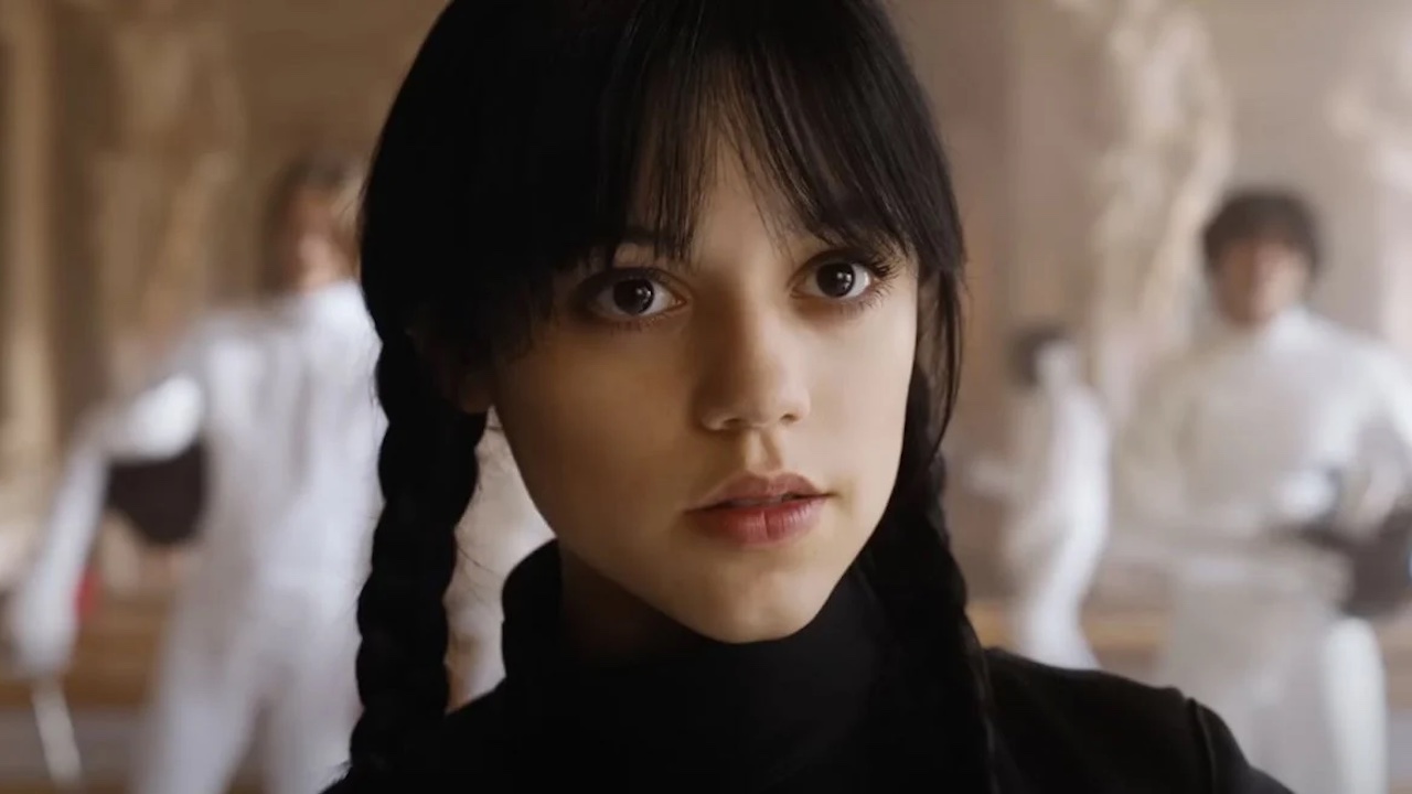 Jenna Ortega ammette di essere stata influenzata dal look di Mercoledì nella vita privata - Cinematographe.it