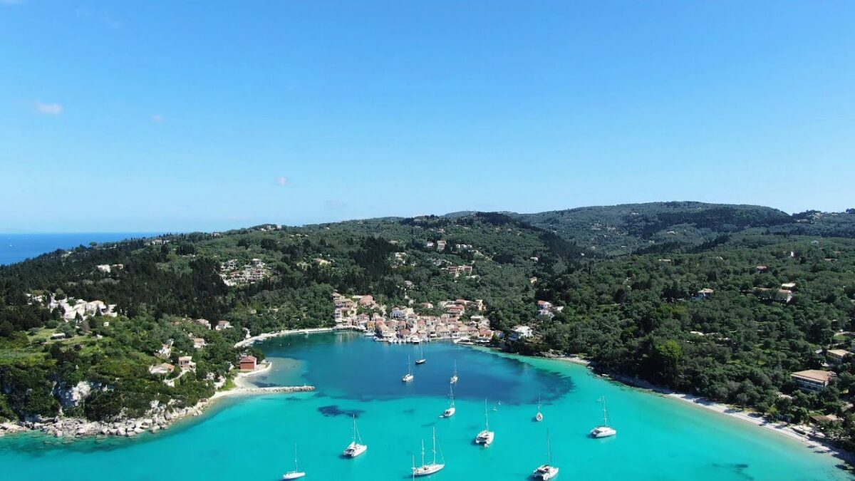 L'isola e il maestro dov'è stata girata? Tutte le location Cinematographe.it L'isola e il maestro dov'è stata girata? Tutte le location Cinematographe.it