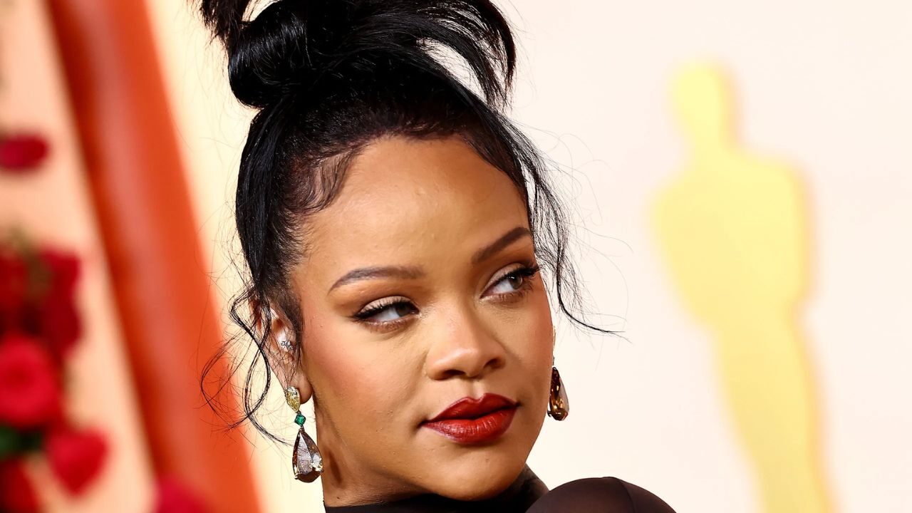 Rihanna conquista il pubblico con l’entusiasmante esibizione di Lift me up agli Oscar 2023