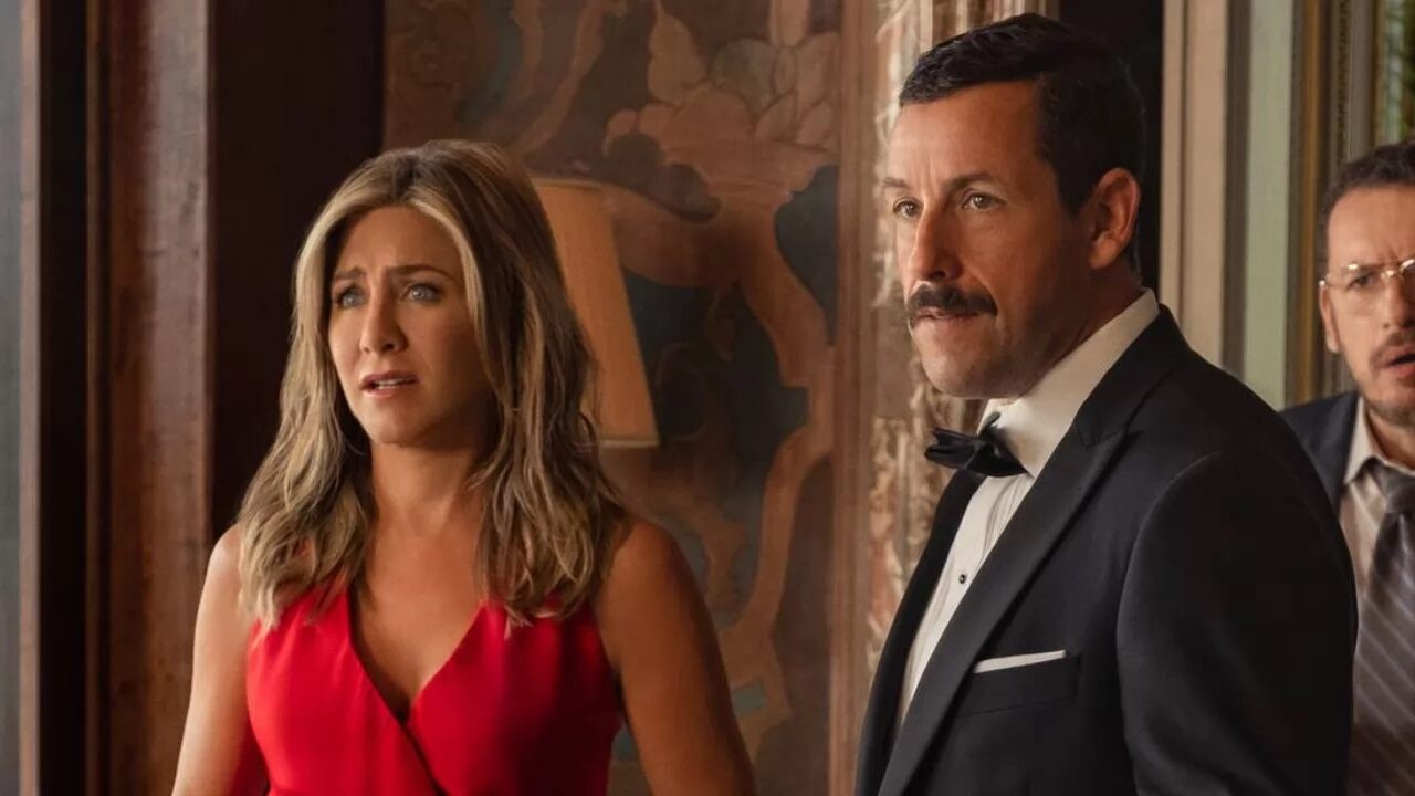 Jennifer Aniston, Adam Sandler e la storia della loro amicizia trentennale: “in un’altra vita dovevamo essere una vera famiglia”