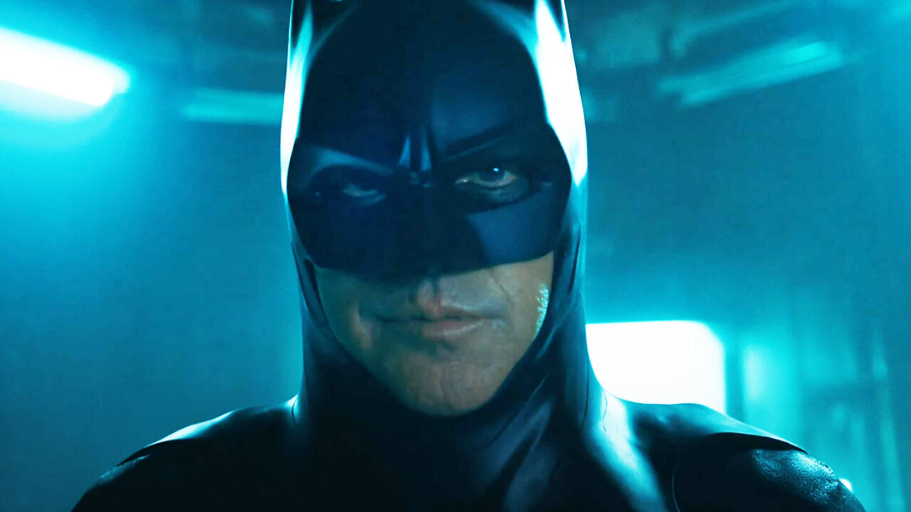 The Flash: nella nuova clip vediamo Keaton senza maschera