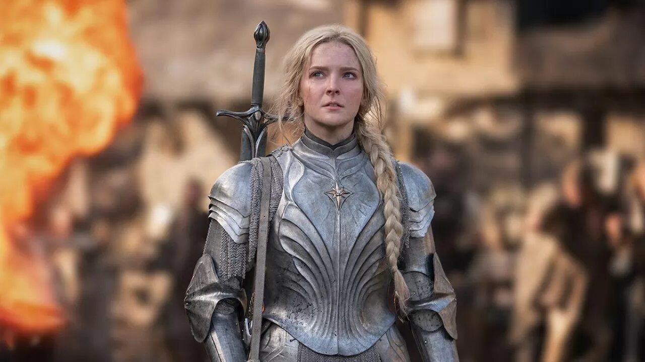 Il Signore degli Anelli: Gli Anelli del Potere, una cosplayer sfida la Galadriel originale! [FOTO]