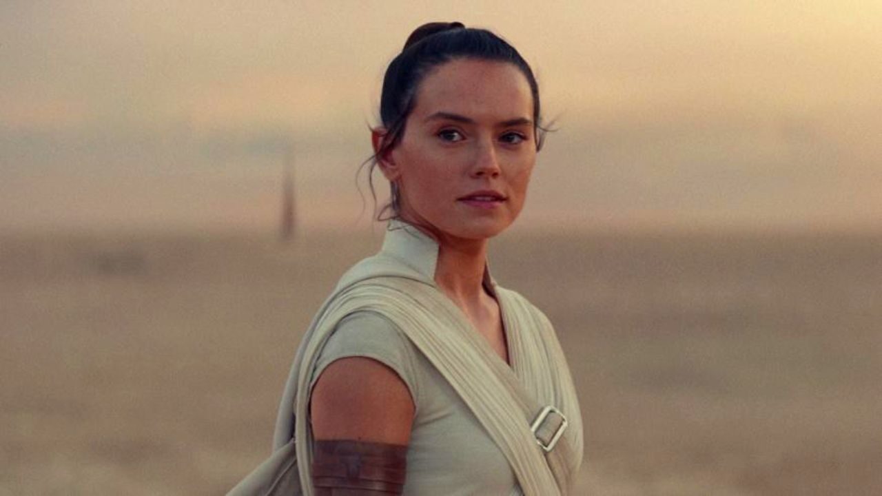 Daisy Ridley scalerà il grattacielo più alto d’Europa nel suo ultimo film Cleaner