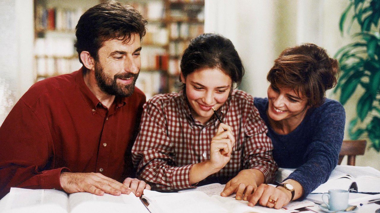Laura Morante critica Nanni Moretti dopo la traumatica fine della relazione: “Esclusa dalla premiazione di ‘La Stanza del figlio’ a Cannes”