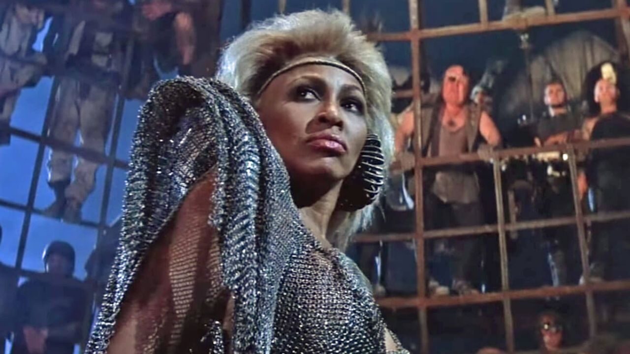 Tina Turner e quella volta che disse di no a Steven Spielberg per essere una “donna guerriera” in Mad Max