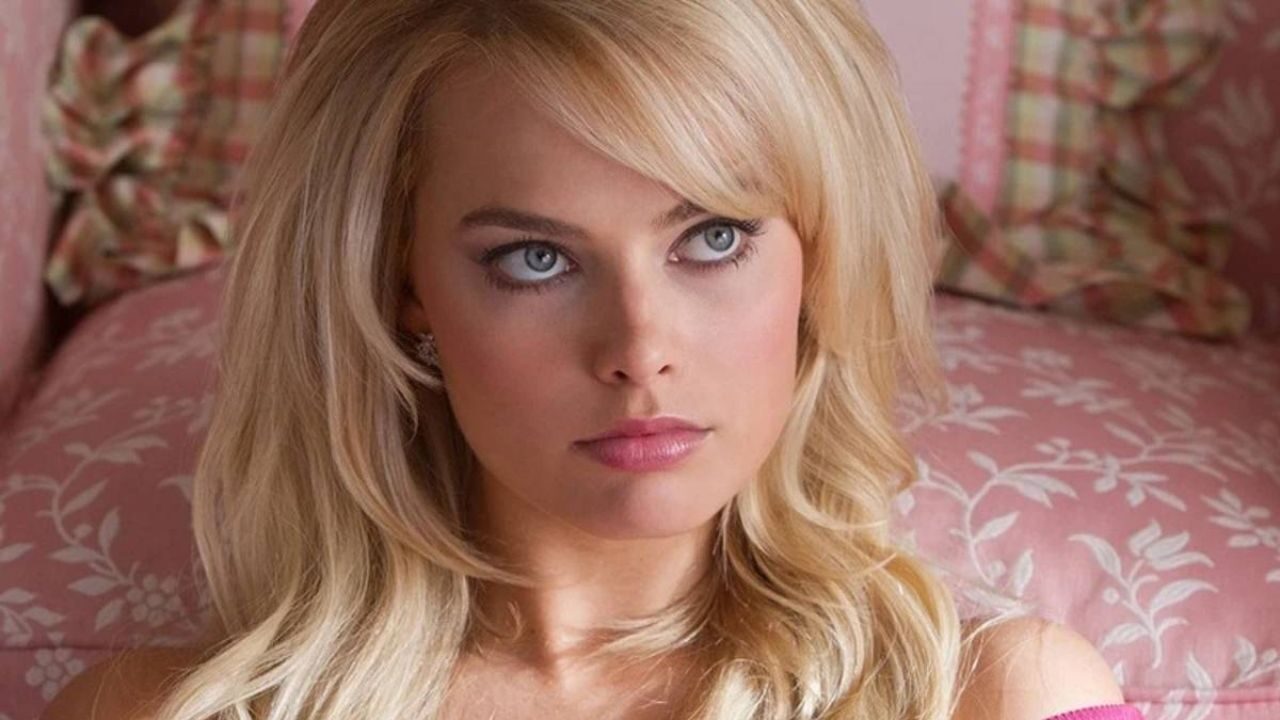 Margot Robbie e la scena di nudo frontale: “mio fratello non mi ha parlato per tre mesi”