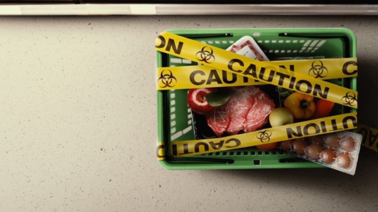 Poisoned il pericolo nel piatto - Cinematographe.it
