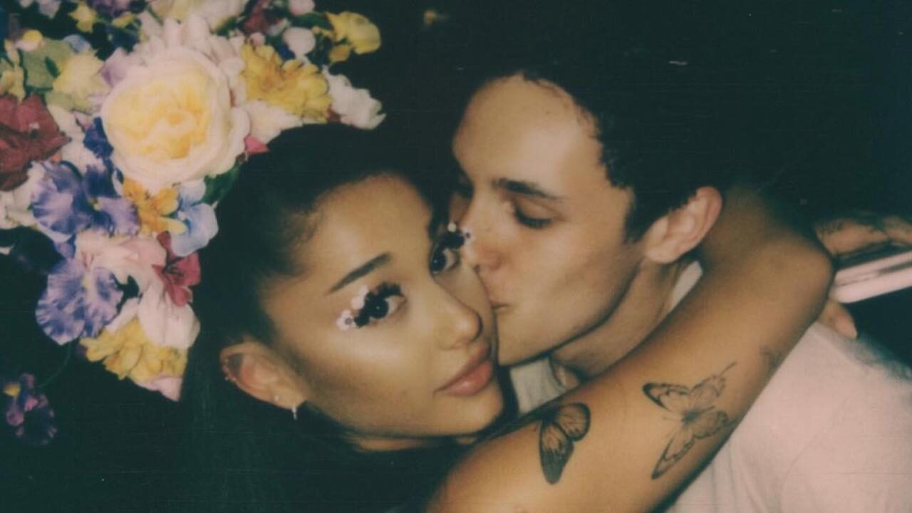 Ariana Grande e Dalton Gomez si dicono addio dopo solo due anni di matrimonio: tutti i motivi del divorzio