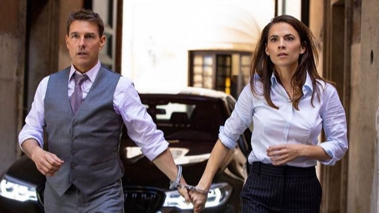 Hayley Atwell e il presunto flirt con Tom Cruise: l’attrice reagisce ai rumor