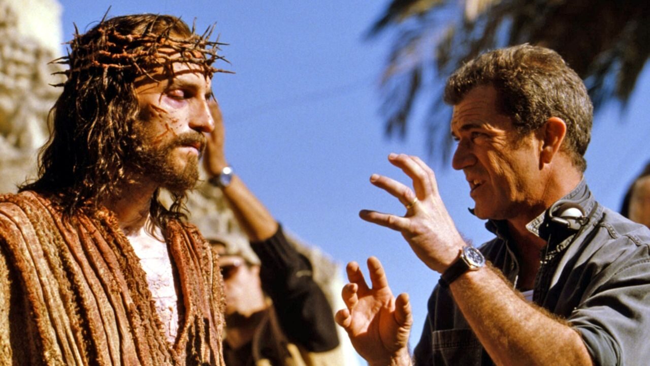 La passione di Cristo 2, Mel Gibson: “Ho due sceneggiature, una è come un viaggio sotto LSD”