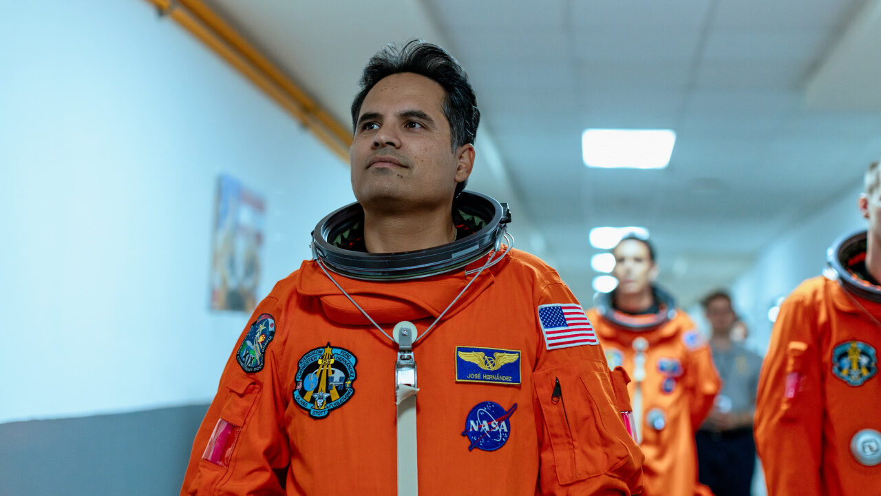 A Million Miles Away: trailer e data d’uscita del film con Michael Peña