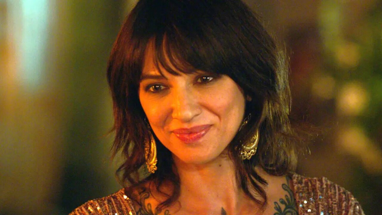 Qui staremo benissimo: battuto in Campania l’ultimo ciak del film con Asia Argento