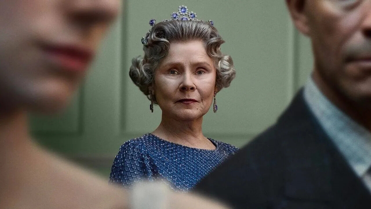 The Crown, in arrivo una serie prequel? Il creatore Peter Morgan: “Ho già un’idea in mente”