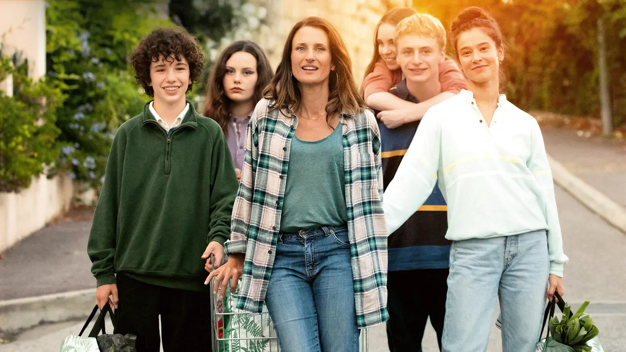 Ricomincio da me: il trailer della commedia francese con Camille Cottin