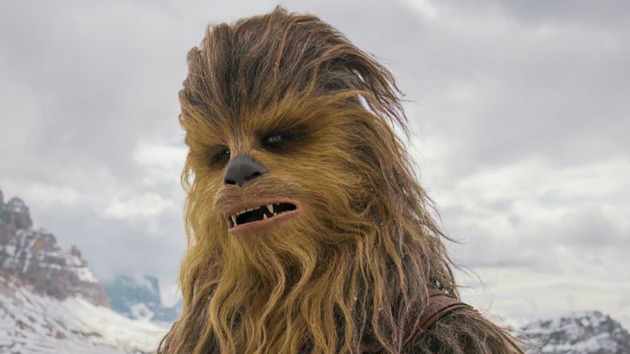 Star Wars e l’assurda battaglia di George Lucas per Chewbacca: “Non indossa pantaloni!”