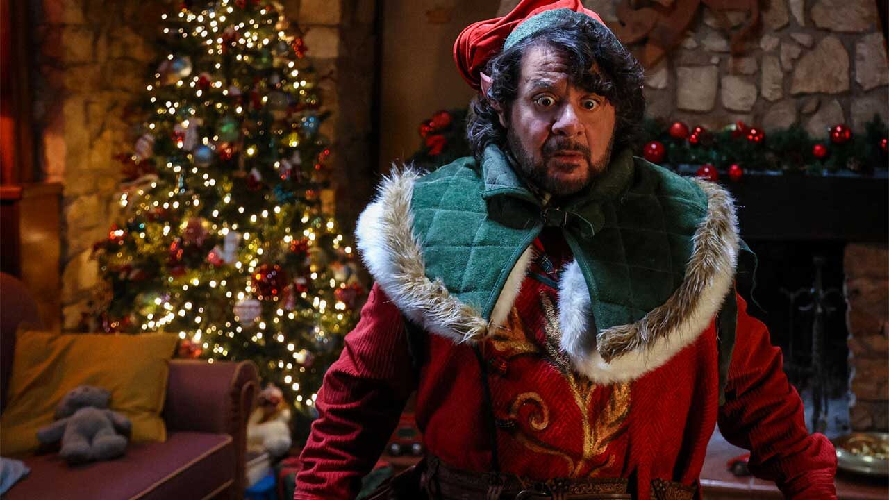 Elf Me: trailer e data d’uscita della commedia natalizia Prime Video con protagonista Lillo