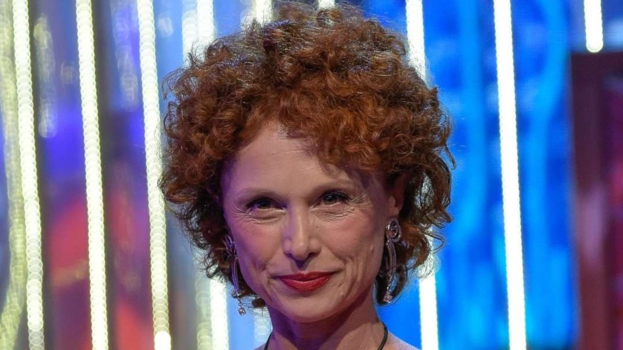 Beatrice Luzzi messaggio lingua dei segni - Cinematographe.it