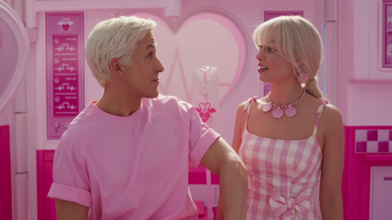 Oliver Stone critica Hollywood: “Barbie infantilizza e John Wick è senza logica”