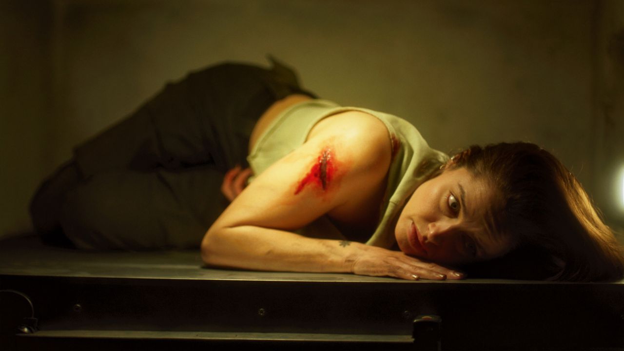 Runner – il trailer del film con Matilde Gioli e Francesco Montanari
