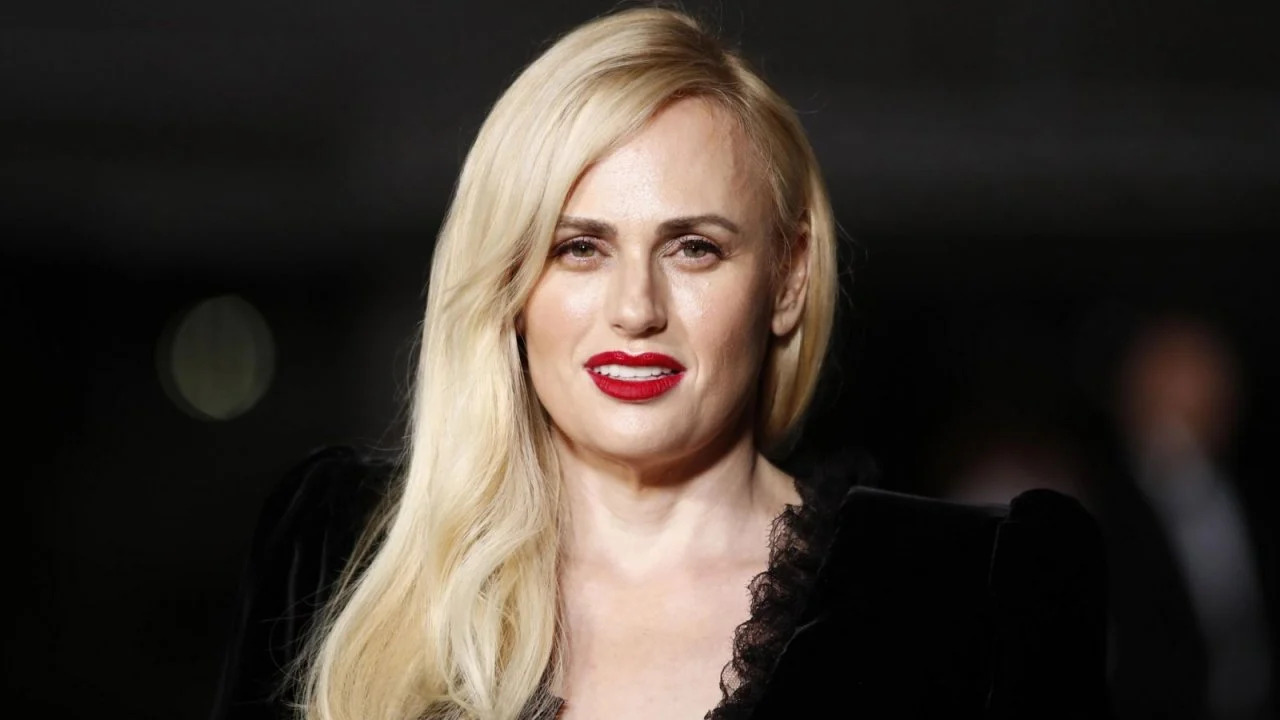 Rebel Wilson: “Ho ripreso 14 chili e sto male con me stessa” [FOTO]