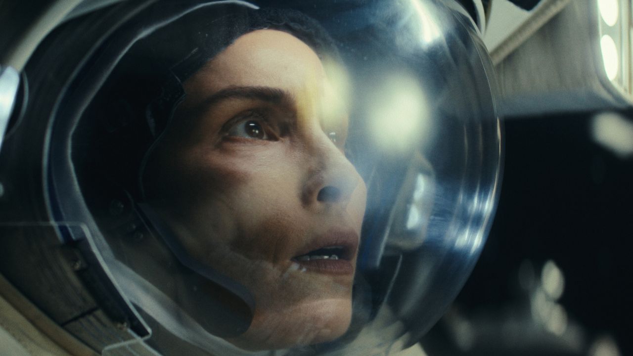 Constellation: recensione della serie thriller con Noomi Rapace