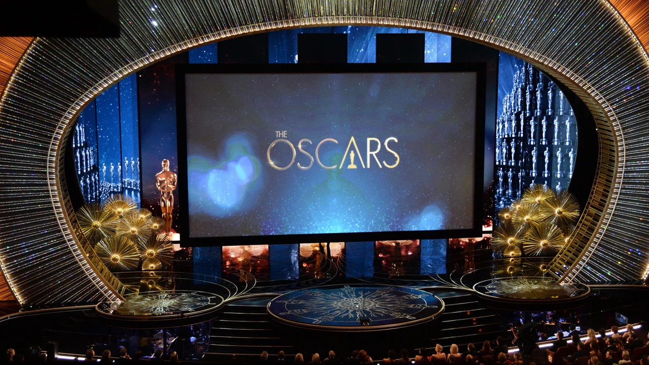 Oscar 2024: la cerimonia sarà trasmessa su Rai 1! Svelato già il nome del possibile conduttore