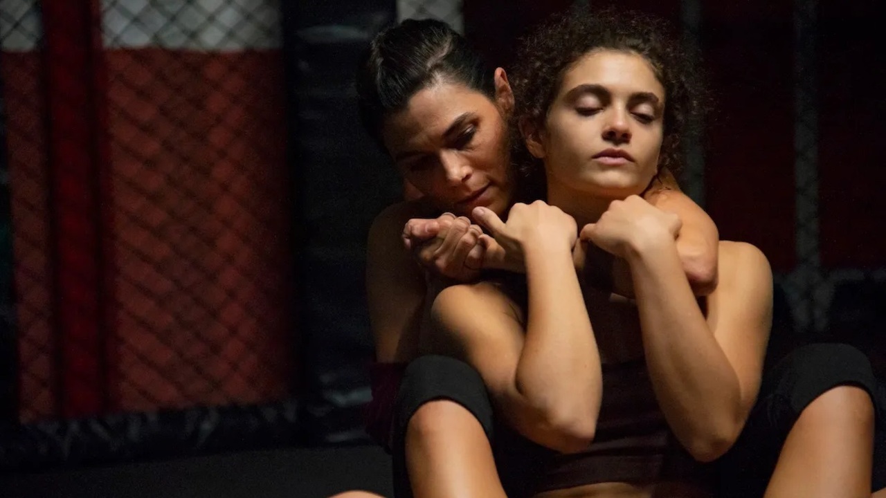 The Cage – Nella gabbia: trailer e data d’uscita del film con Aurora Giovinazzo e Valeria Solarino