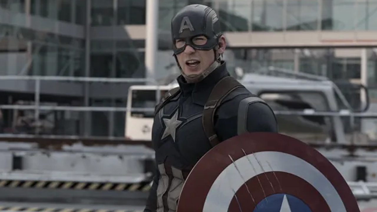 Chris Evans rivela quale dei suoi film nei panni di Capitan America è il suo preferito