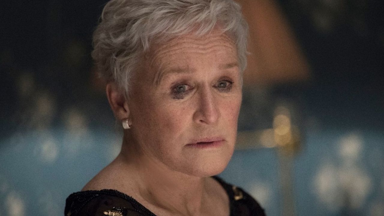 Glenn Close e le foto al naturale che hanno scioccato i fan: l’attrice è irriconoscibile