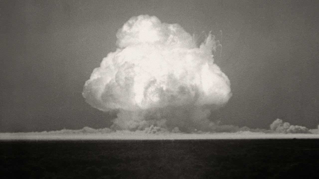 Turning Point: la bomba atomica e la guerra fredda cinematographe.it recensione