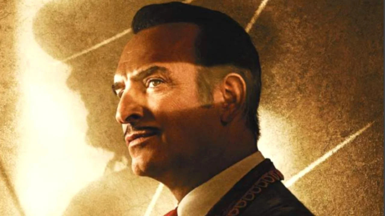 Zorro: Jean Dujardin è l’iconico eroe mascherato nella prima immagine della serie Paramount+