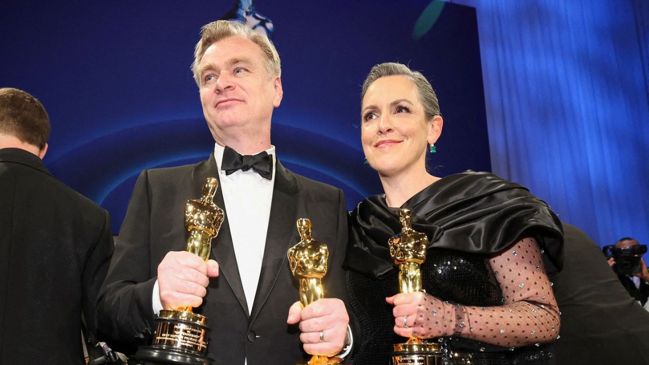 Christopher Nolan, Emma Thomas e Ted Sarandos di Netflix onorati da Re Carlo III