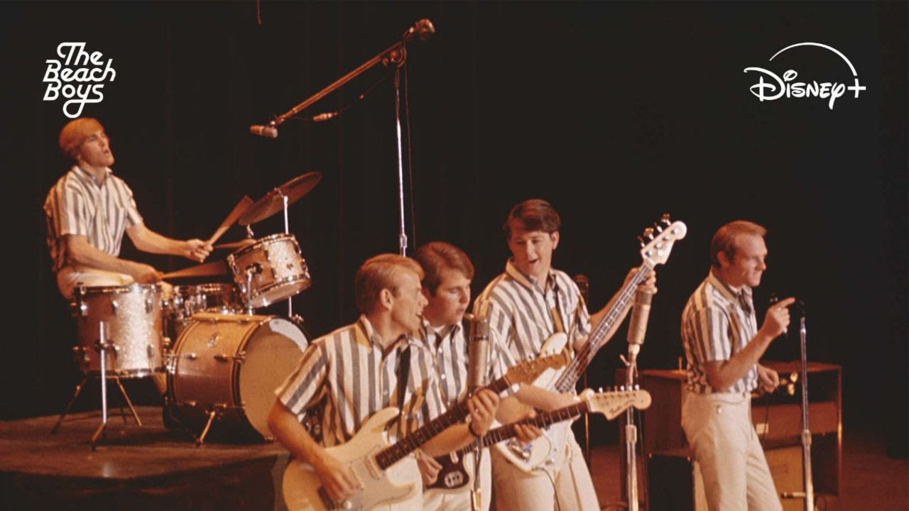 The Beach Boys, il trailer del documentario su streaming su Disney+ mostra filmati inediti