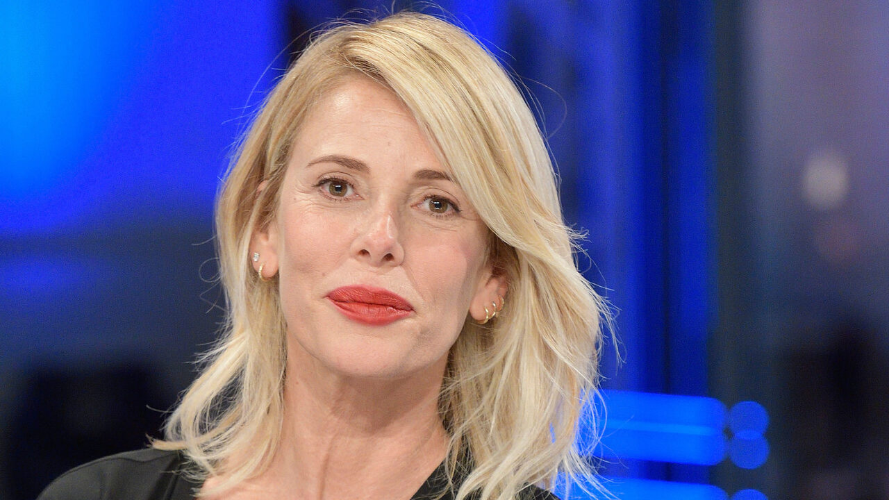 Alessia Marcuzzi: “Per Simone Inzaghi ho rinunciato all’Actor’s Studio”. Poi rivela i registi per i quali reciterebbe nuda