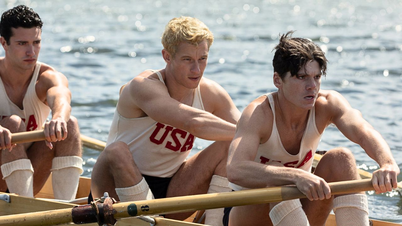 Erano ragazzi in barca è disponibile in streaming: sport, nazismo e massimo impegno nel nuovo film di George Clooney