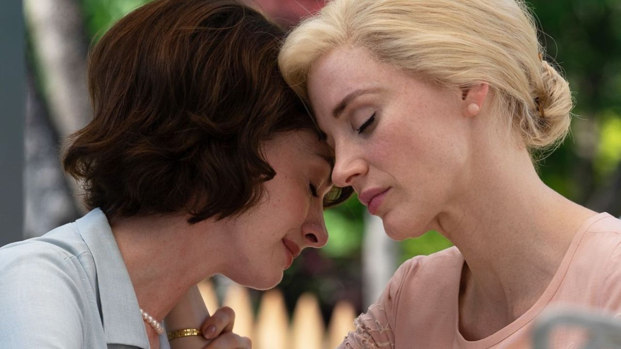 Mothers’ Instinct: Jessica Chastain e Anne Hathaway nel trailer italiano del thriller psicologico