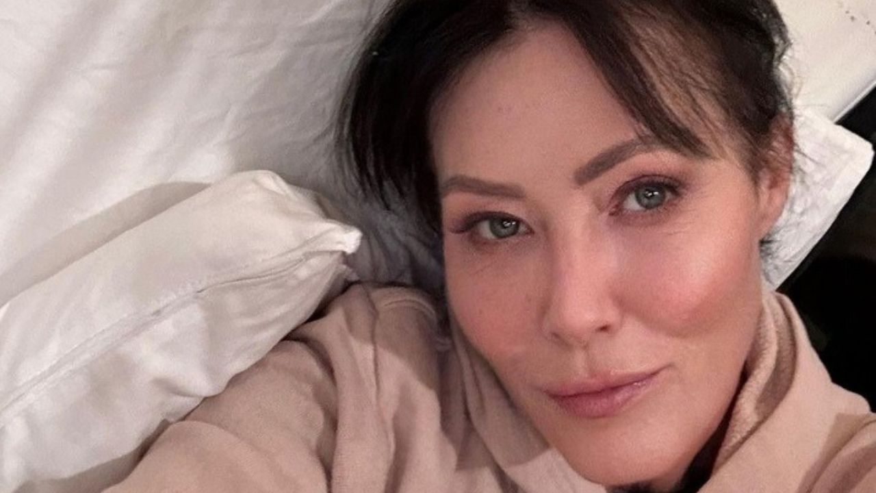 Shannen Doherty si prepara alla morte sgomberando casa - Cinematographe.it