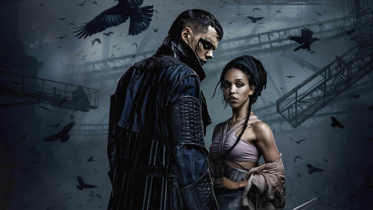 Il Corvo: il nuovo macabro poster del remake con Bill Skarsgård
