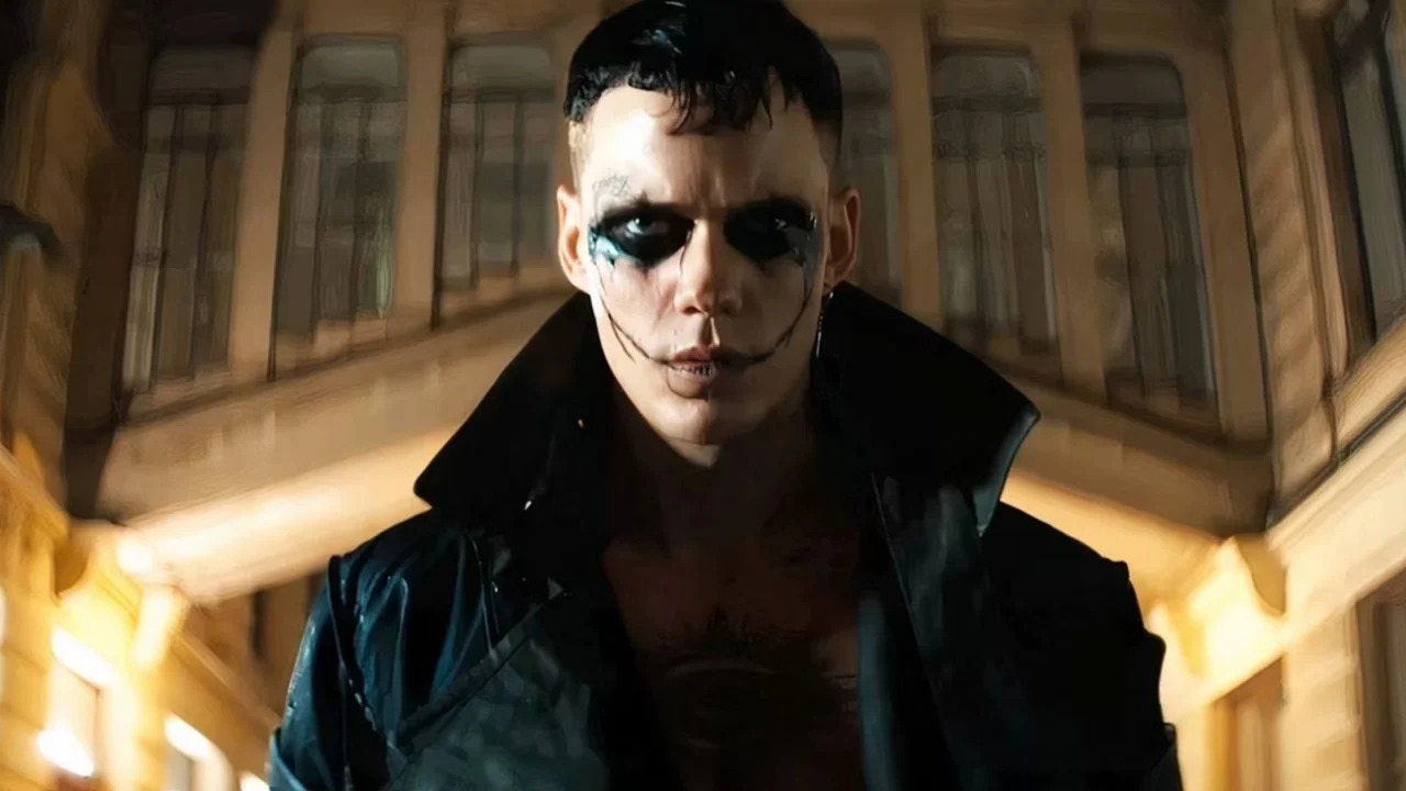 Il Corvo: la nuova clip e il nuovo poster ufficiale del film con Bill Skarsgård