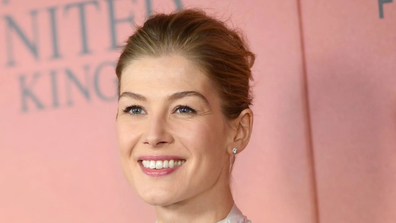 Thumblite: Rosamund Pike protagonista e produttrice della serie thriller Netflix