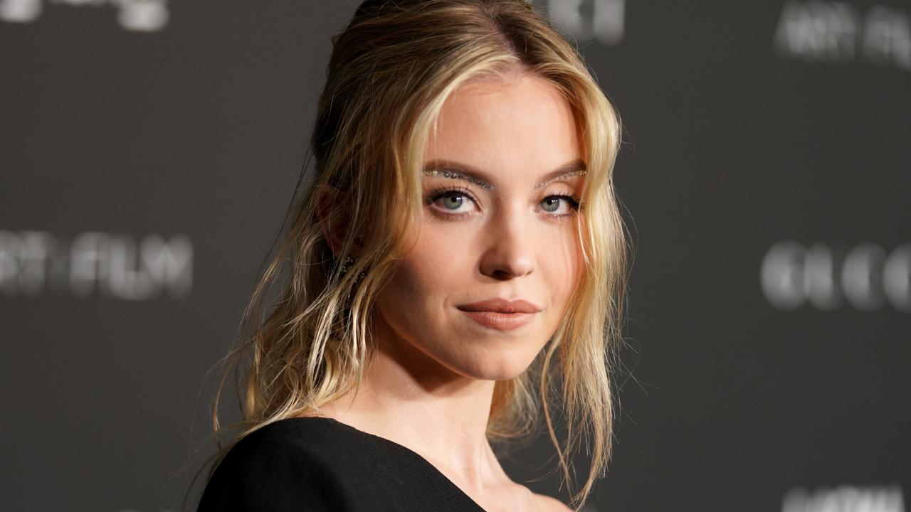 La maschera della morte rossa: Sydney Sweeney protagonista dell’horror basato sul racconto di Edgar Allan Poe