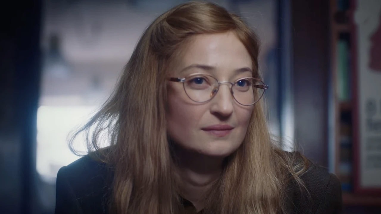 Look acqua e sapone di Alba Rohrwacher a Cannes 2025 - Cinematographe.it