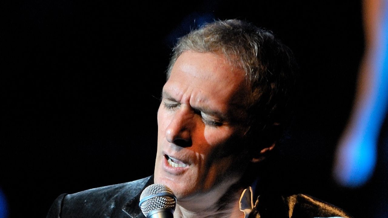 Michael Bolton ha scoperto di avere un raro cancro al cervello - Cinematographe.it