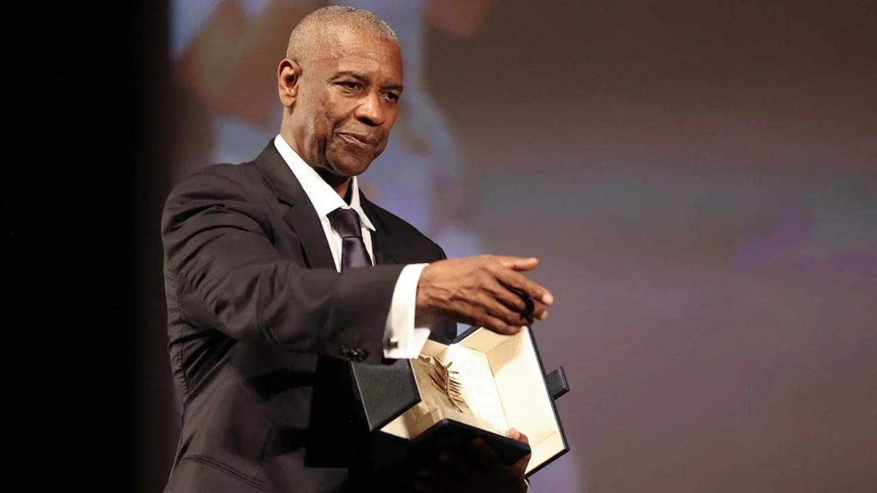 Cannes 2025, Denzel Washington riceve a sorpresa la Palma d’Oro onoraria [VIDEO]