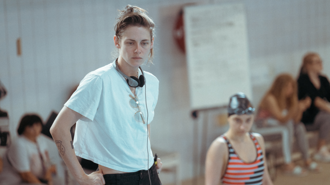 Kristen Stewart commossa per l’accoglienza di Cannes al suo debutto alla regia
